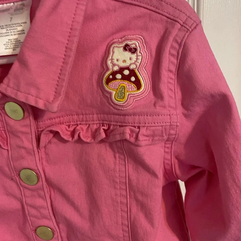 Hello Kitty Jacket - Picture 3 of 8